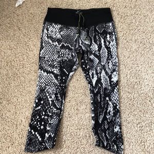 Nike cropped leggings